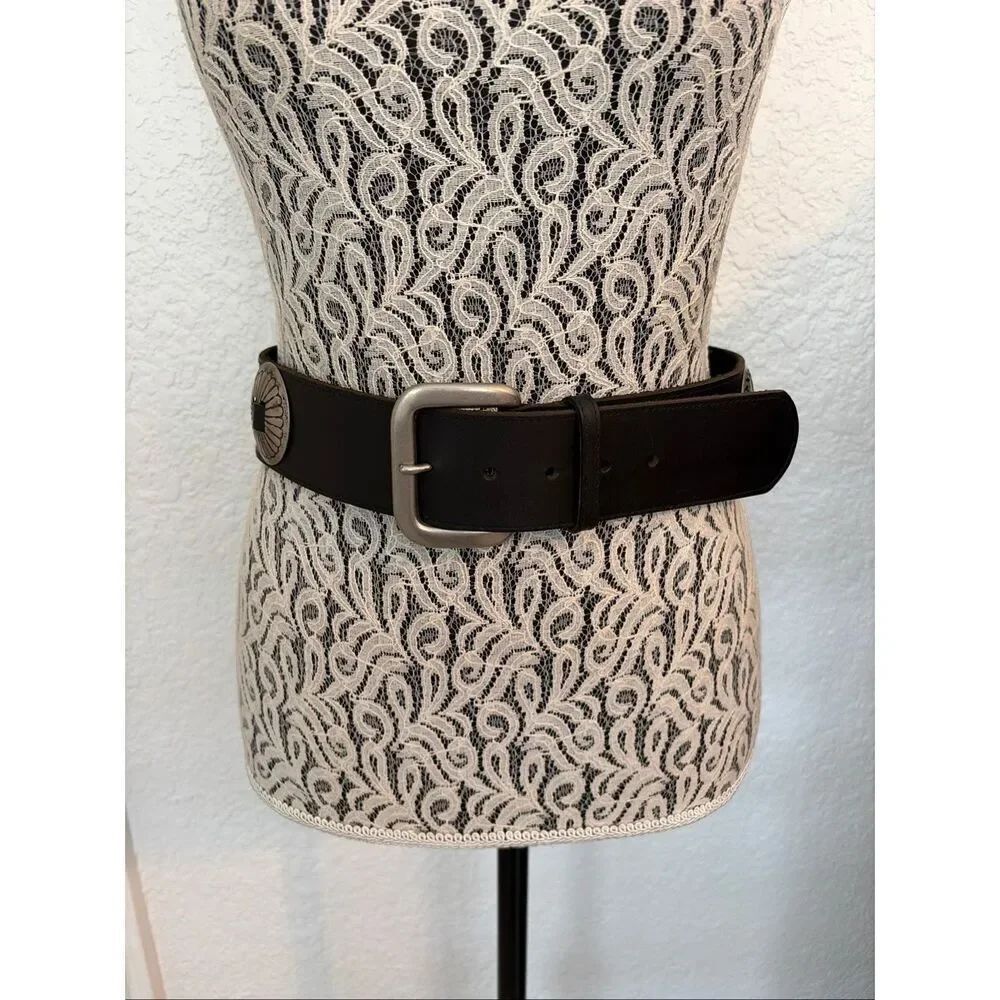 Vintage USA Made Black Leather Southwestern Concho Belt Boho Western Size Small - Picture 12 of 12